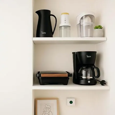 Picturesque Paros White House With Balcony Views 度假居 *