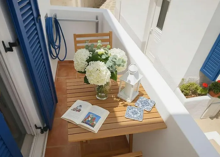 度假居 Picturesque Paros White House With Balcony Views *