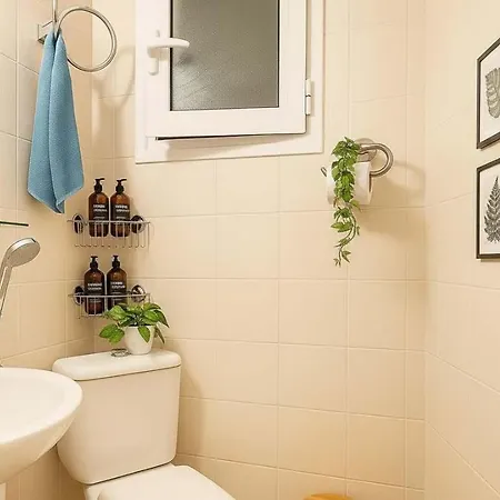 Picturesque Paros White House With Balcony Views בית נופש Lefkes (Paros)